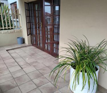 Burgersdorp House | KarooRus