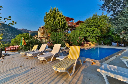 Kas Apartment | Kas Holiday Rental with Stunning Sea View and Swimming Pool (6 people)
