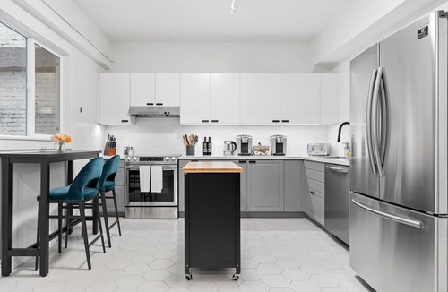 Lower Nob Hill Apartment | Kasa La Monarca | Traditional Studio + Live like a Local in San Francisco