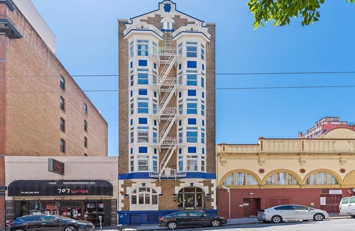 Lower Nob Hill Apartment | Kasa La Monarca | Traditional Studio + Live like a Local in San Francisco