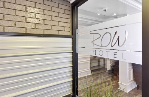 San Jose Apartment | Kasa The Row | Double Queen, Near Shopping + Dining