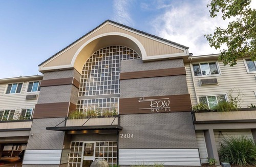 San Jose Apartment | Kasa The Row | Enjoy Self Check-in, Superior King