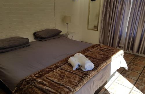Kimberley House | Kgosi Lodge