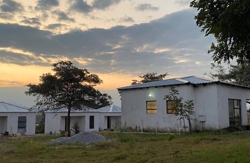 Acornhoek Cabin | Khutsong Lodge