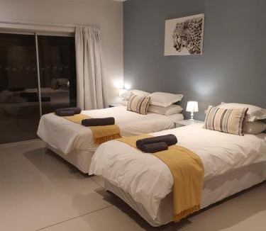 Thorny Bush Game Reserve House | Kingfisher Creek Safari Cottages