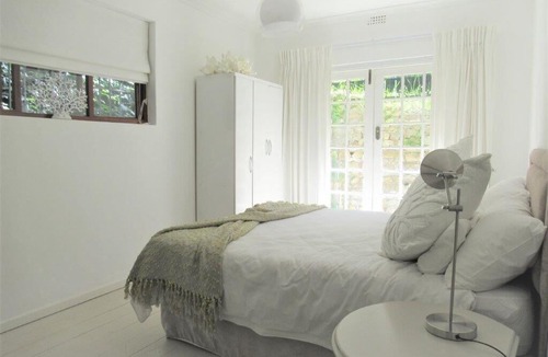 Newlands Apartment | Kirstenbosch Gardens Retreat Flat Let