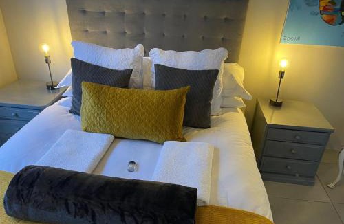 De Hoop Cabin | Klein Karoo Game Lodge