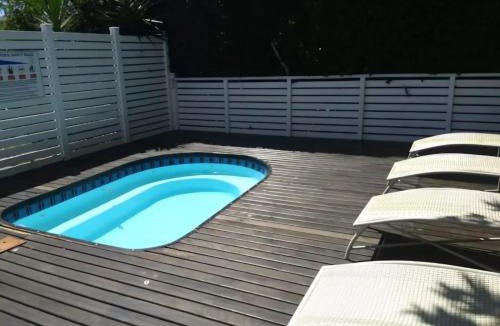 Knysna Central Apartment | Knoll at Oaklands - Two Bedroom APT Knysna Retreat!
