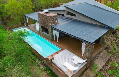 Marloth Park Villa | Kruger River Villas - LionsGate