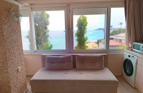 Yavansu Mahallesi Apartment | Kusadasi Beachfront Flat