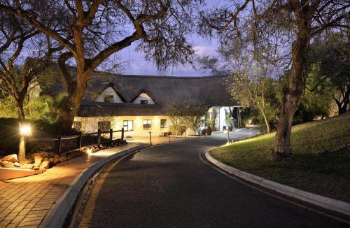 Pilanesberg National Park Hotel | Kwa Maritane Lodge