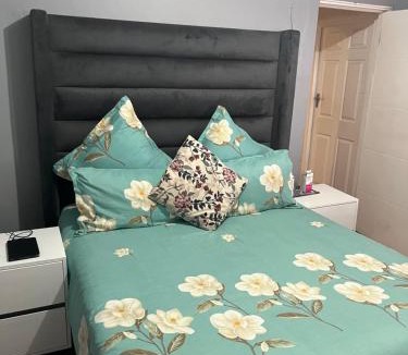 Grahamstown House | KwaBangisa
