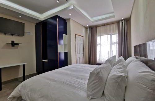 Ngquza Hill House | KwaNomzi Botique Lodge