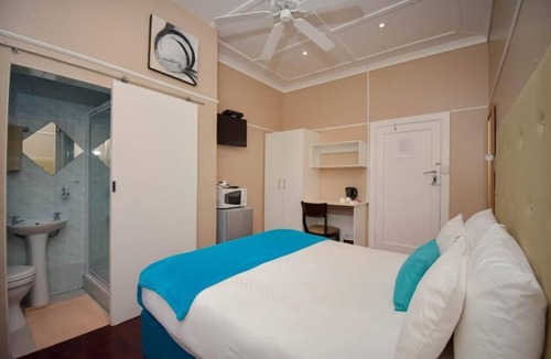 East London Bed & Breakfast | Kwazi Guesthouse