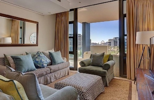Victoria and Alfred Waterfront Apartment | Kylemore 303 Deluxe 2 Bedroom Apartment
