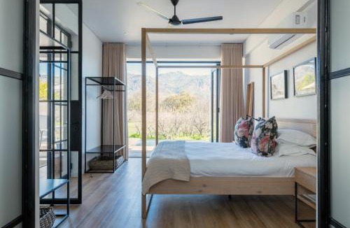Franschhoek Ski Chalet | La Chataigne Wines & Guest Cottages