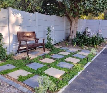Paarl Apartment | La Damon 1