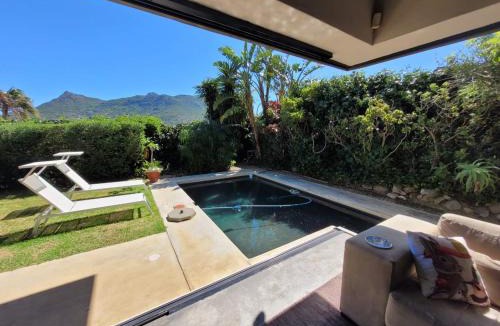 Scott Estate Villa | LA HACIENDA - MODERN, BRIGHT, STYLISH House with Private Pool