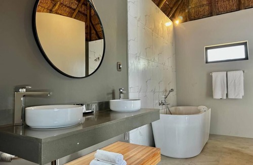 Broederstroom Cabin | La Joya Lodge Conference Centre and Spa