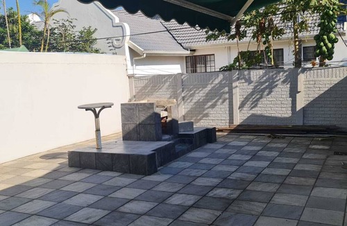 Durban North Villa | La Lucia Beach Villa - Cottage Villa