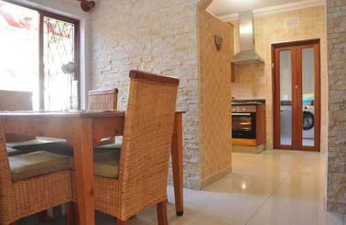 Southbroom House | La Mancha Mediterranean styled self catering home a short walk from the beach.