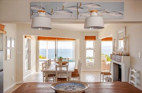 De Kelders Villa | La Petite Baleine Oceanfront Villa