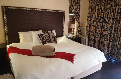 Ermelo House | La Picasso Guesthouse