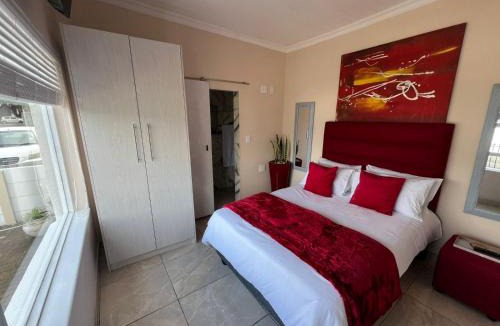 Eikenbosch House | La Vida guest house