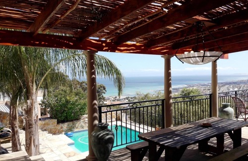 Mountainside Villa | La Vue Parfaite villa has fantastic views of sea and mountains.