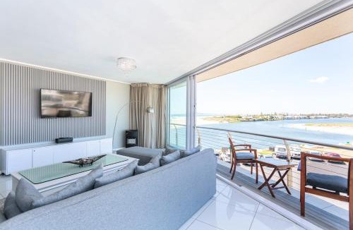 Lagoon Beach Apartment | Lagoon Beach 237A by CTHA