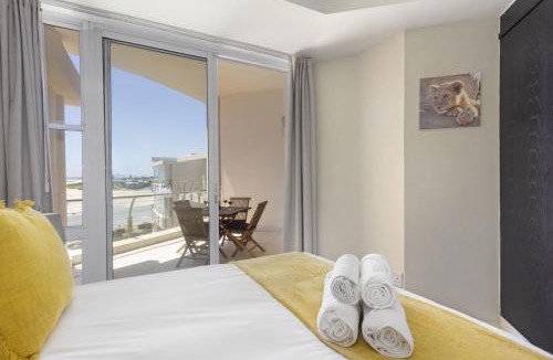 Lagoon Beach Apartment | Lagoon Beach 302A by Host Agents