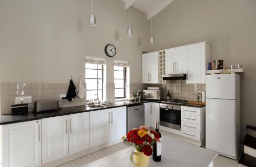 Knysna Central Apartment | Lagoon Terrace 1