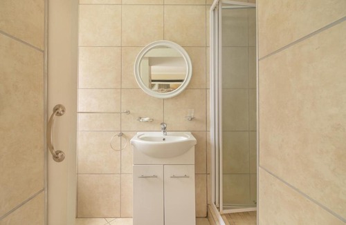 Knysna Central Apartment | Laguna Grove 10