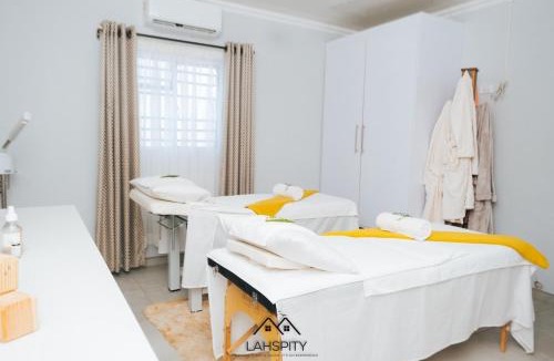 Vryburg House | Lahspity Guesthouse
