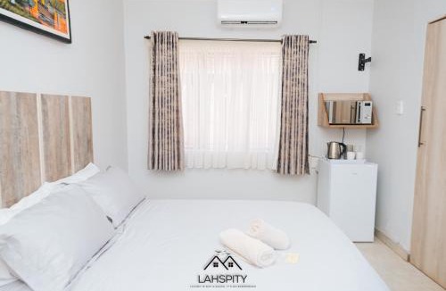 Vryburg House | Lahspity Guesthouse