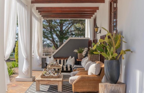 Buffalo Hills Game Reserve Hotel | Lairds Lodge Country Estate