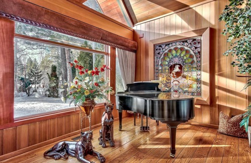 Camp Richardson House | Lakefront Legacy luxury Lake Tahoe Estate Camp Richardson luxe01