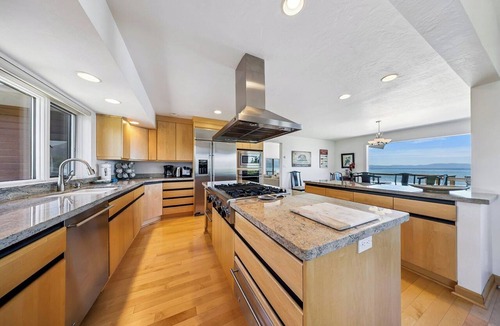 Tahoe Keys House | Lakefront Tahoe Keys Home with 100 ft of Private Sandy Beach