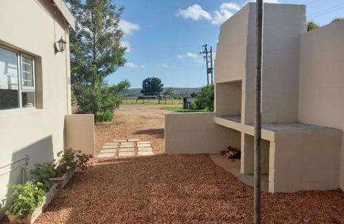 Riversdale House | Lalani B&B/Self catering Cottages