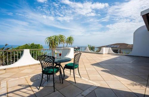 Shaka's Rock Villa | Lalaria Ocean Villa