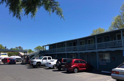 Clearlake Hotel | Lamplighter Motel Clearlake
