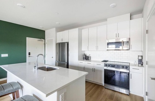 Santa Rosa Apartment | Landing | Stunning 1BD, Courtyard, Gym