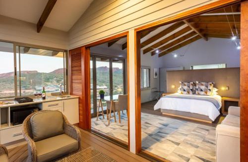 Oudtshoorn Cabin | Landrani Farmstay