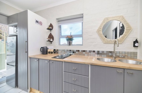 Struisbaai Cottage | Lands Edge Eco Friendly Cottages