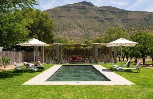 Graaff-Reinet House | Langhuis Graaff Reinet