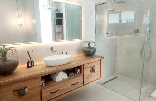 Strand House | LaPlace