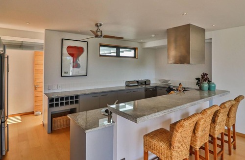 Voelklip Villa | Larch House Seafront Villa @ Grotto beach