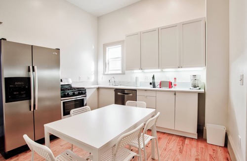 Mission District Apartment | Large 4BR Mission Apartment - Walk to Tartine!
