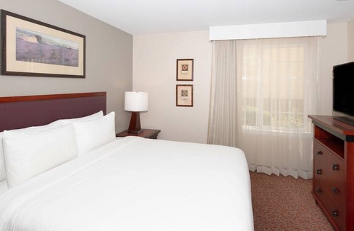 The East Side Hotel | Larkspur Landing South San Francisco-An All-Suite Hotel
