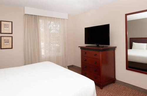 The East Side Hotel | Larkspur Landing South San Francisco-An All-Suite Hotel